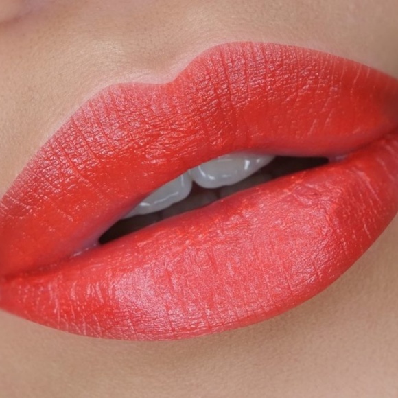 Benefit Other - ♣️3/24$ BENEFIT double the lip - flame game